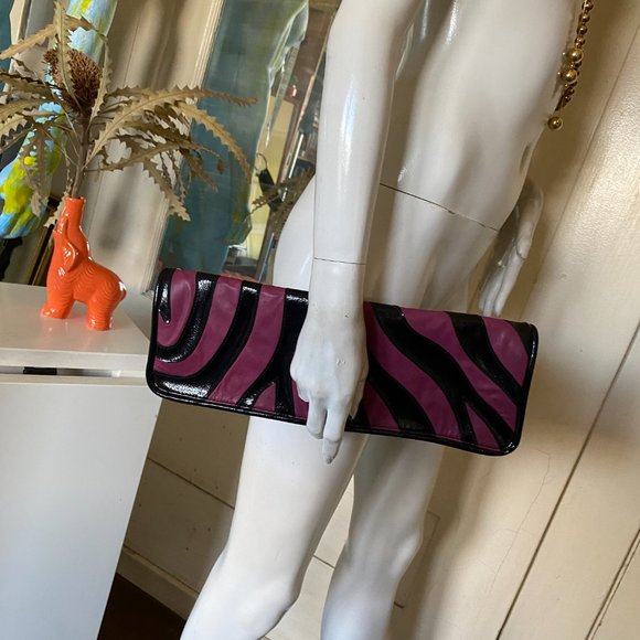 BETSEY JOHNSON LEATHER ENVELOPE - Picture 1 of 7